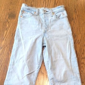 Levi's Women's Ribcage Straight Ankle Jeans